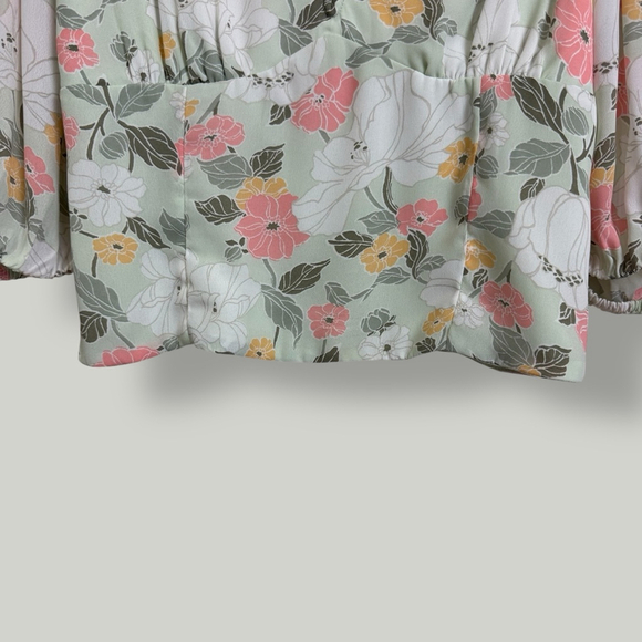 ABERCROMBIE & FITCH Blouse Women Size Small Green Floral 3/4 Sleeves Cropped Top - Picture 4 of 12